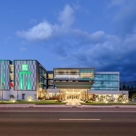 Holiday Inn - Quito Airport By Ihg Табабела Экстерьер фото The new building of the University of La Rioja, in Logroño.