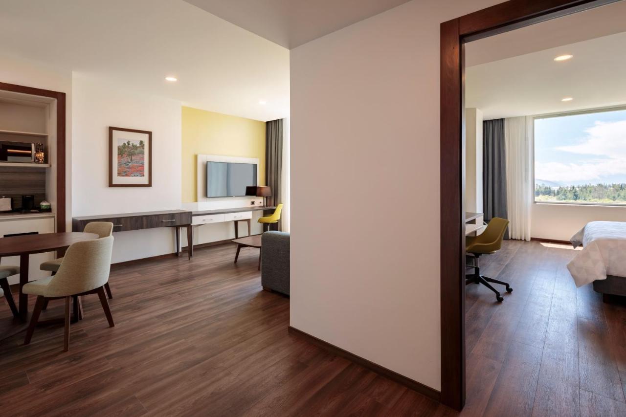 Holiday Inn - Quito Airport By Ihg Табабела Экстерьер фото Suite